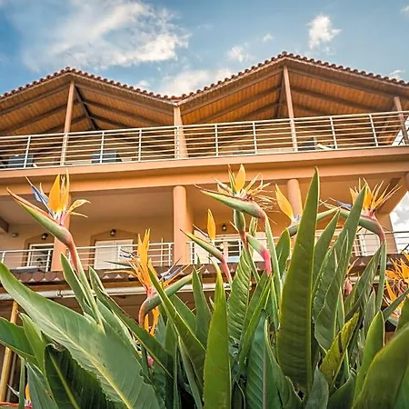 Hotel Armonia & 3*