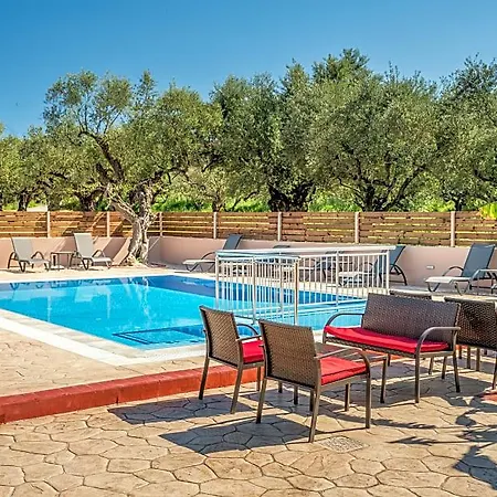 Hotel Armonia & 3*