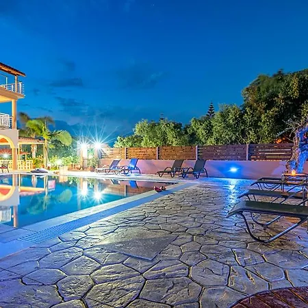 Hotel Armonia & 3*